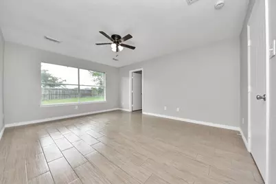 16735 Keegans Ridge Way Drive, Houston, TX 77083 - Photo 32