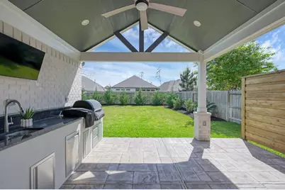 550 Chestnut Reef Court, Conroe, TX 77304 - Photo 6