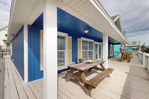 2309 Martinique, Crystal Beach, TX 77650 - Photo 10