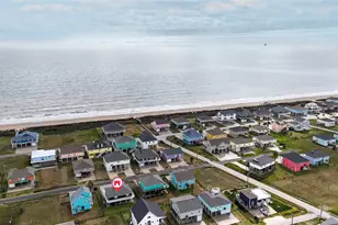 2309 Martinique, Crystal Beach, TX 77650 - Photo 2