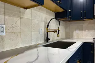 2516 Commonwealth St, Houston, TX 77006 - Photo 10