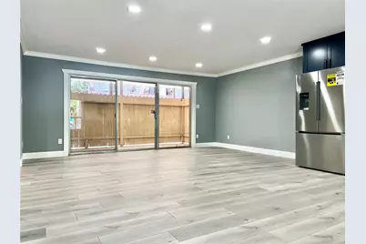 2516 Commonwealth Street #102, Houston, TX 77006 - Photo 6