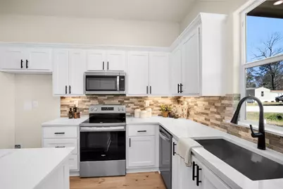 10 Canary Drive, Point Blank, TX 77364 - Photo 8