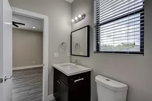 607 Sydnor St, Houston, TX 77020 - Photo 20