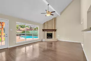 3004 Cloverdale Dr, League City, TX 77573 - Photo 16