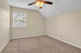 3004 Cloverdale Dr, League City, TX 77573 - Photo 24