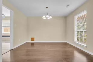 3004 Cloverdale Dr, League City, TX 77573 - Photo 6