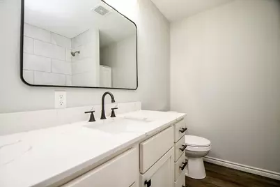 279 Lakeview 3 Road, El Campo, TX 77437 - Photo 18