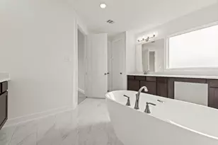 15644 Broadway Bnd Dr, Conroe, TX 77302 - Photo 12