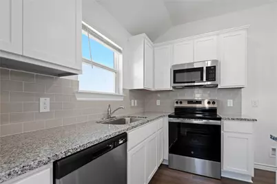 783 Westpointe Drive, Dayton, TX 77535 - Photo 4