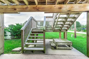 106 Palm Dr, Liverpool, TX 77577 - Photo 30