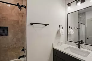 8017 -B Cora St, Houston, TX 77088 - Photo 16