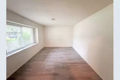 5116 E Bayou Drive, Dickinson, TX 77539 - Photo 8