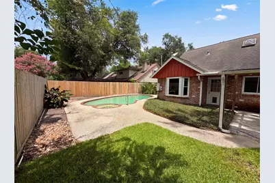 5116 E Bayou Drive, Dickinson, TX 77539 - Photo 20
