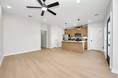 9824 Nedwald Street, Houston, TX 77029 - Photo 16