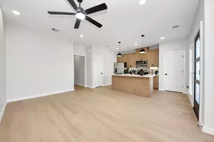 9824 Nedwald St, Houston, TX 77029 - Photo 16