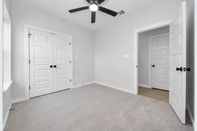 9824 Nedwald Street, Houston, TX 77029 - Photo 26