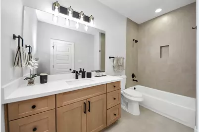 9824 Nedwald Street, Houston, TX 77029 - Photo 24