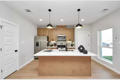 9824 Nedwald Street, Houston, TX 77029 - Photo 18