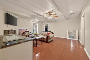 9030 Troulon Dr, Houston, TX 77036 - Photo 6