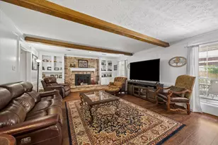 5327 Lacreek Ln, Spring, TX 77379 - Photo 10