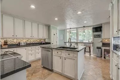 22 Winged Foot Drive, Conroe, TX 77304 - Photo 16