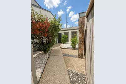 10602 Sandpiper Drive, Houston, TX 77096 - Photo 26