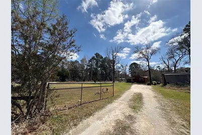 1821 E Beverly Drive, Shepherd, TX 77371 - Photo 30