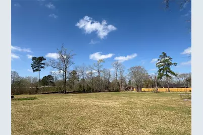 1821 E Beverly Drive, Shepherd, TX 77371 - Photo 4