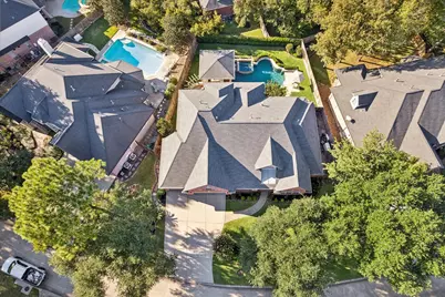 31 Orchard Pines Place, The Woodlands, TX 77382 - Photo 2