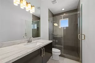 11511 Royal Plain Ave, Houston, TX 77082 - Photo 14