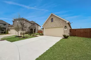 804 Lake Lacosta Dr, Katy, TX 77493 - Photo 2