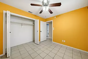10423 Schaper Rd, Galveston, TX 77554 - Photo 10