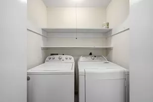 10423 Schaper Rd, Galveston, TX 77554 - Photo 12