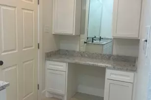 7819 Skyline Dr, Houston, TX 77063 - Photo 16