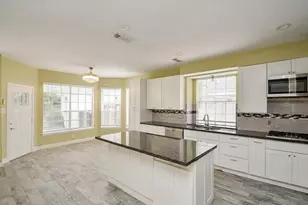 318 N Cypress Estates Cir, Spring, TX 77388 - Photo 6
