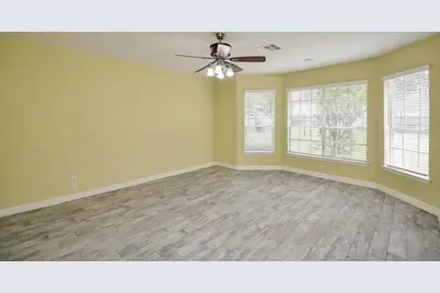 318 N Cypress Estates Circle, Spring, TX 77388 - Photo 10