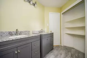 318 N Cypress Estates Cir, Spring, TX 77388 - Photo 18