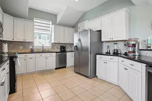 21834 Matagorda Dr, Galveston, TX 77554 - Photo 14