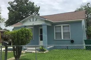 20 Miriam St, Baytown, TX 77520 - Photo 2