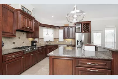 1525 Briar Bend, Friendswood, TX 77546 - Photo 8