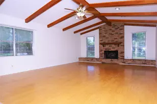 115 Irwin Rd, West Columbia, TX 77486 - Photo 2