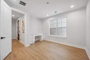 1035 W 17th St St, Houston, TX 77008 - Photo 16