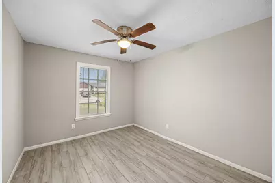 2302 Marble Falls Drive, Spring, TX 77373 - Photo 10