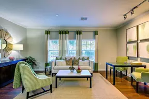 2951 N Loop 336 W, Conroe, TX 77304 - Photo 1