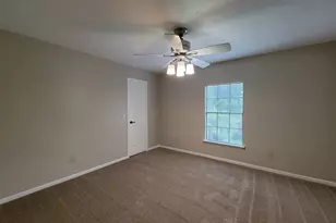 17207 Meadow Heights Dr, Houston, TX 77095 - Photo 18
