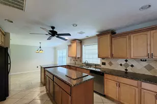 17207 Meadow Heights Dr, Houston, TX 77095 - Photo 8