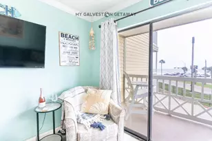 6300 Seawall Blvd, Galveston, TX 77551 - Photo 8
