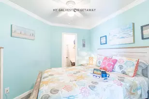 6300 Seawall Blvd, Galveston, TX 77551 - Photo 2