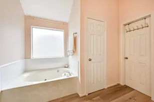 1306 N Gabriel River Cir, Sugar Land, TX 77478 - Photo 30